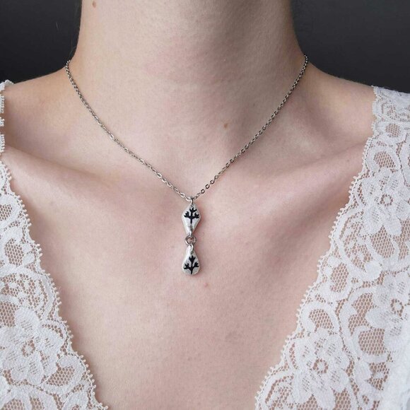 Gothic whimsigoth silver witch flower necklace with a small silver chain - Picture 1 of 7